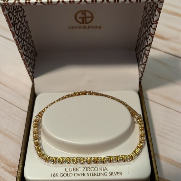 Giani Bernini 18K Gold Over Sterling Silver 8” CZ Tennis  Bracelet - Picture 3 of 4